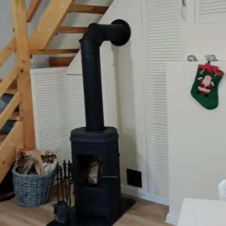 度假居 Year-round With Fireplace, 3 Bedrooms *